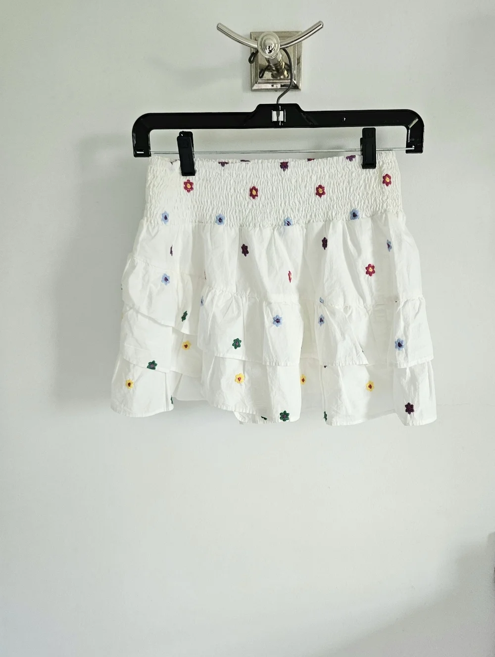 Day+Moon Embroidered Floral Tiered Skort